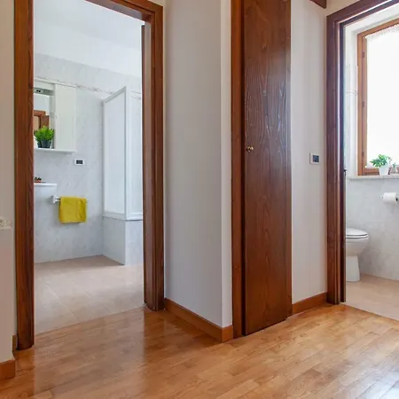 度假居 Casa Marloes 特拉西梅诺湖畔托罗